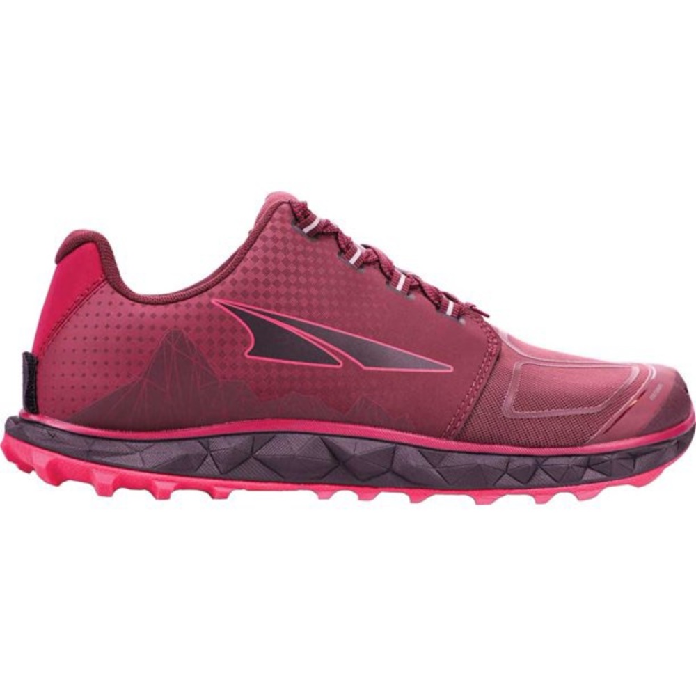 NWT Altra Superior / New in Box